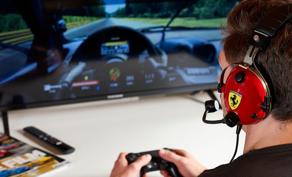 Thrustmaster 4060105 T-Racing Scuderia Ferrari Edition Gaming Headset | CA
