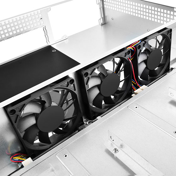  80mm x 15mm PWM fans x 3